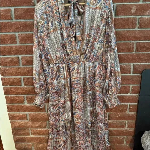 Missguided Multicolor Paisley Dress - Picture 2 of 8